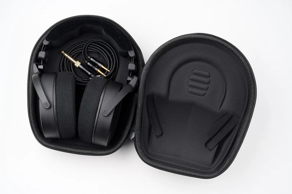 HEDDphone® D1 World’s first dynamic headphone with a Thin-Ply Carbon Diaphragm