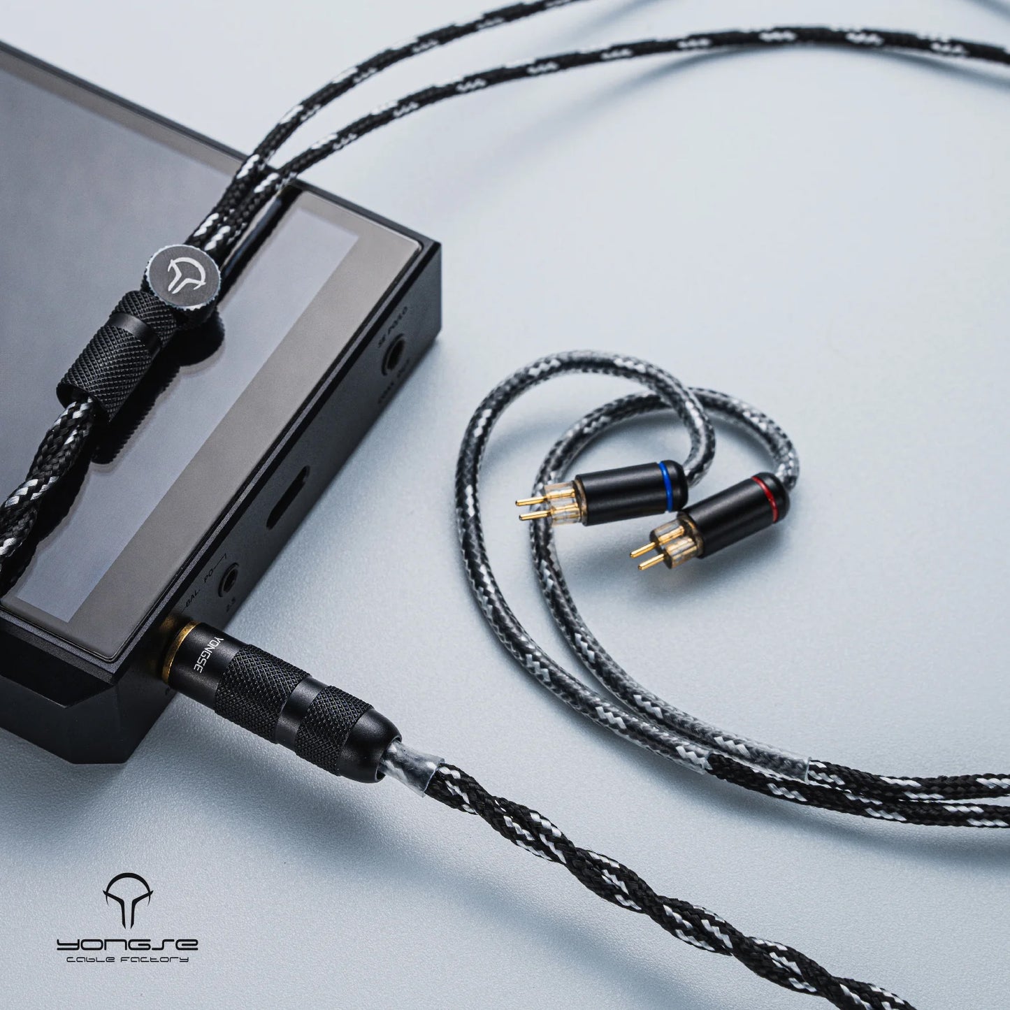 YONGSE Piano Mono-crystal Copper Earphones Upgrade Cable (3.5mm short 2pin)