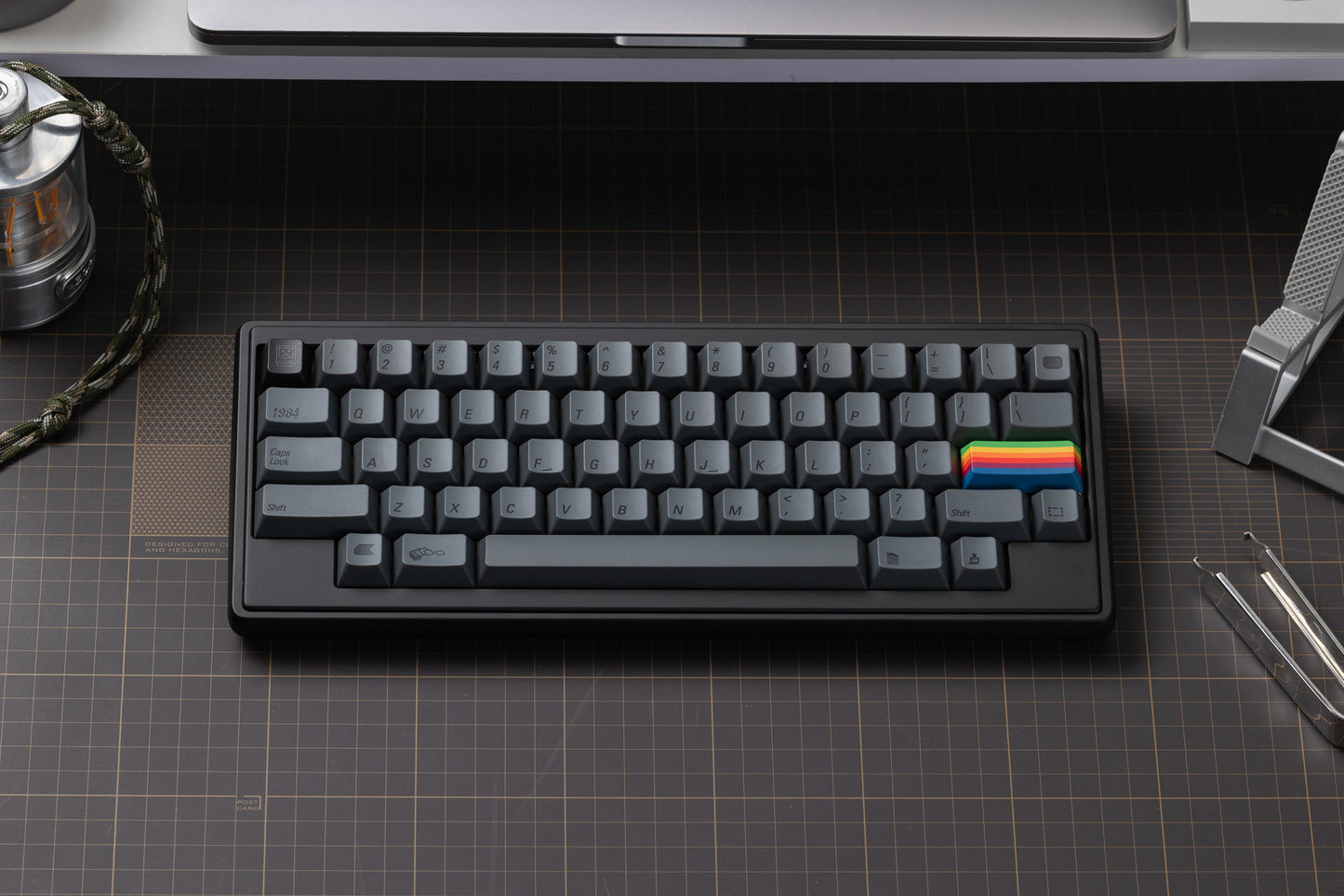 Kbdfans PBTfans 1984 Dark Base Kit Keycaps