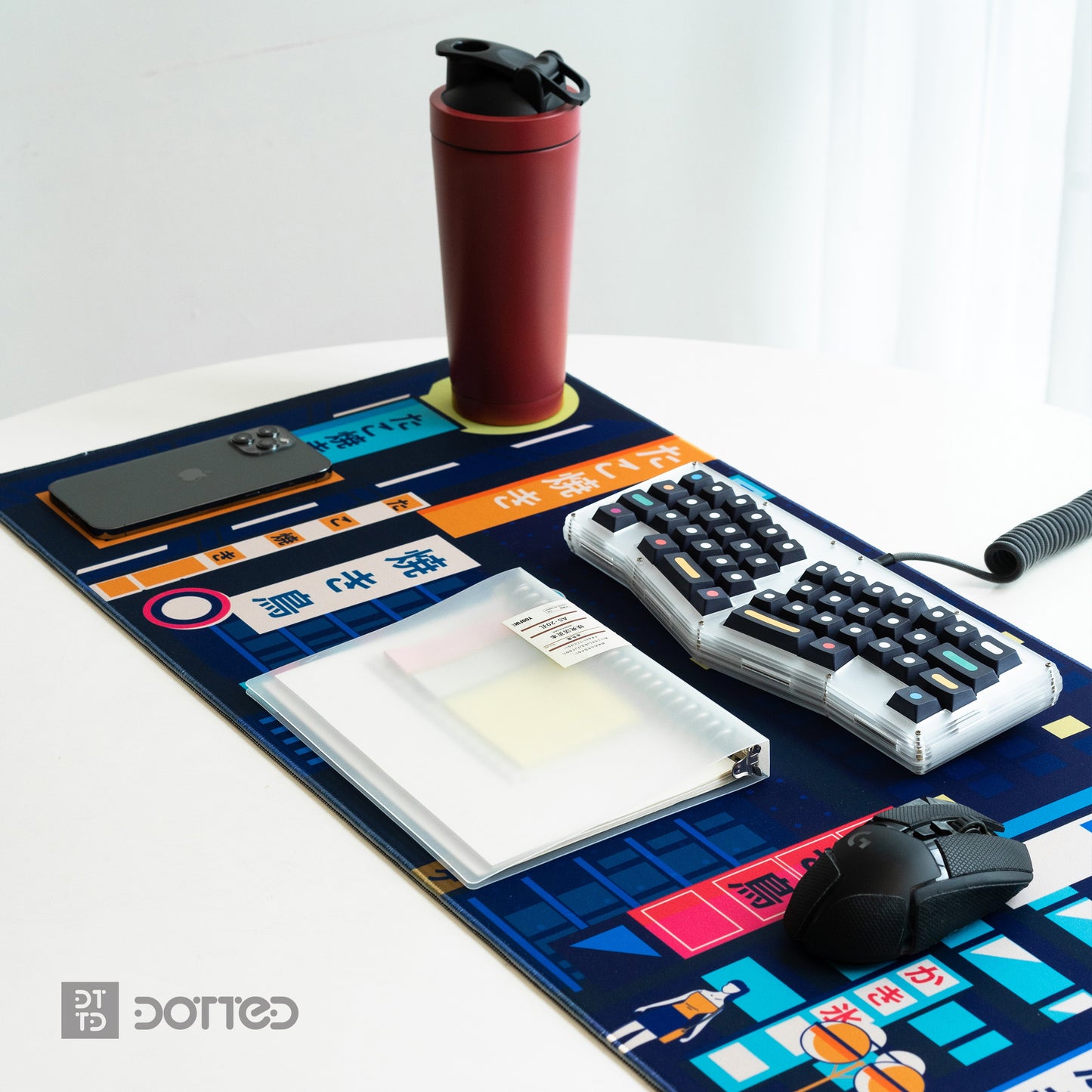Dotted Japanese Deskpad