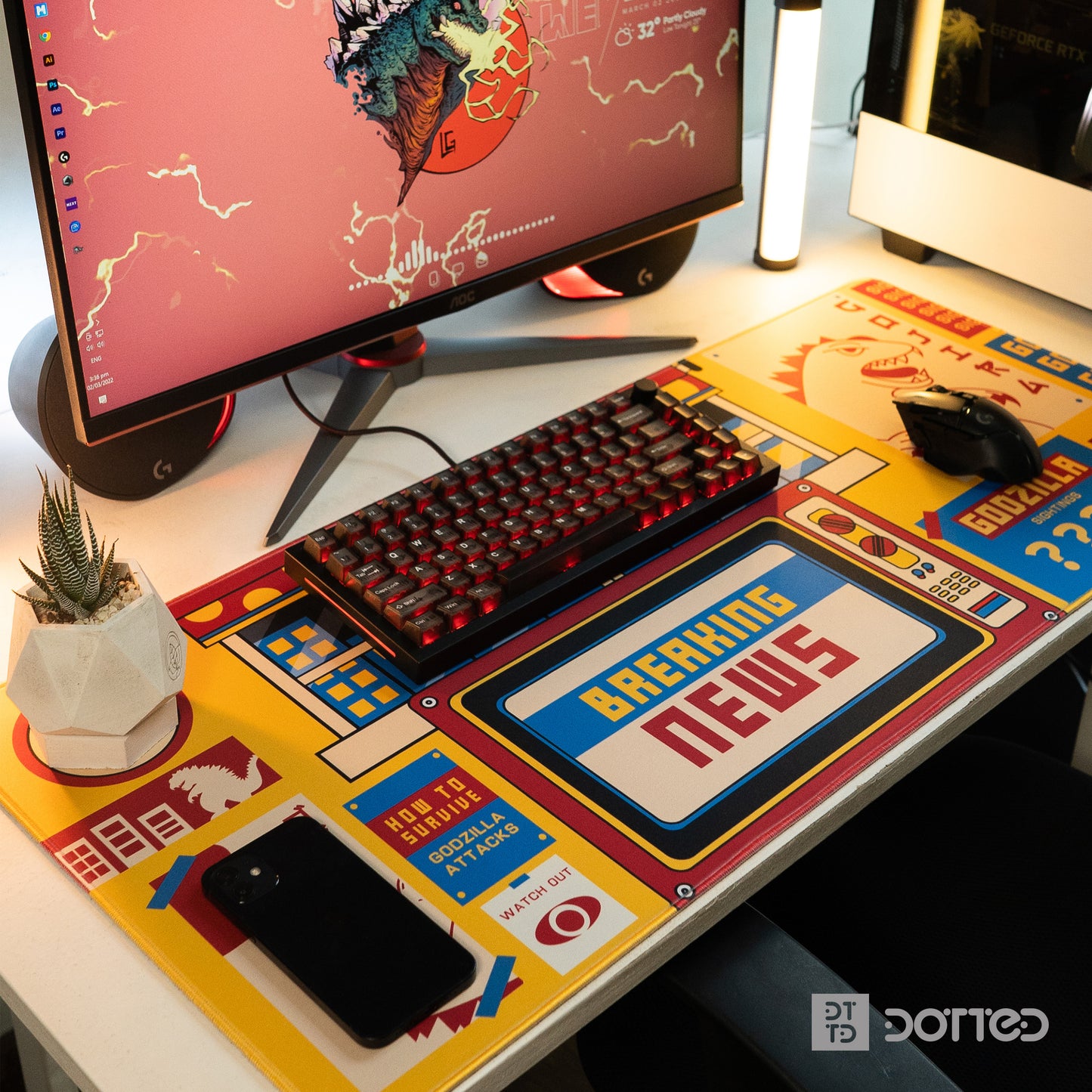 Dotted Comic Deskpad
