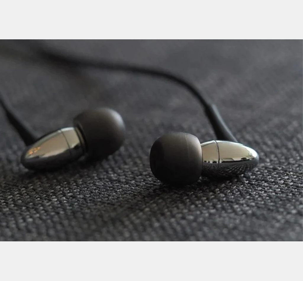 Moondrop Spaceship In-Ear Earphones with Mic