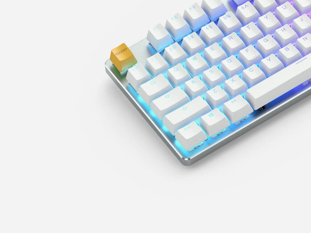 GLORIOUS GMMK WHITE ICE EDITION - FULL SIZE