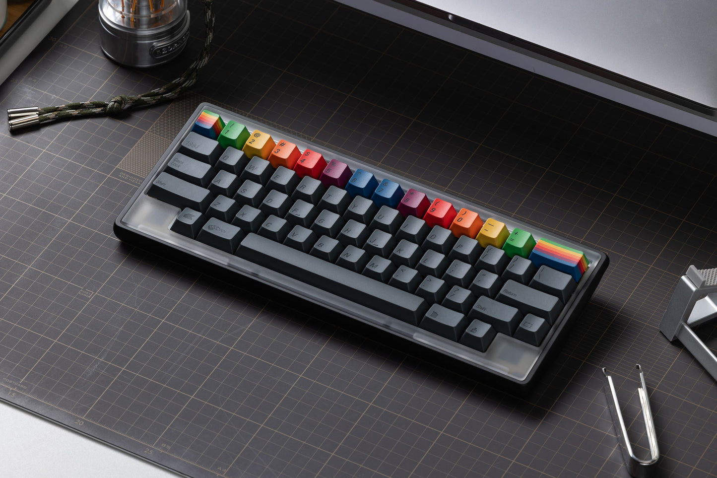 Kbdfans PBTfans 1984 Dark Base Kit Keycaps