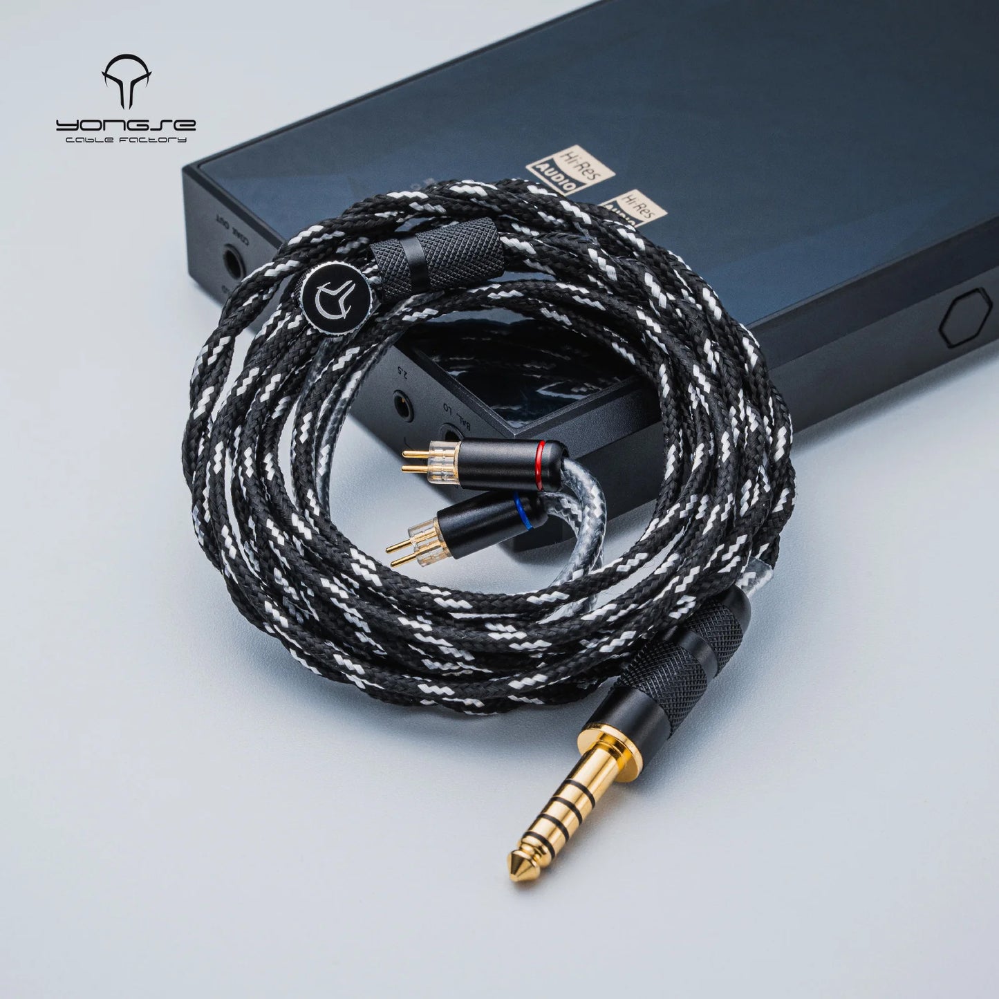 YONGSE Piano Mono-crystal Copper Earphones Upgrade Cable (3.5mm short 2pin)
