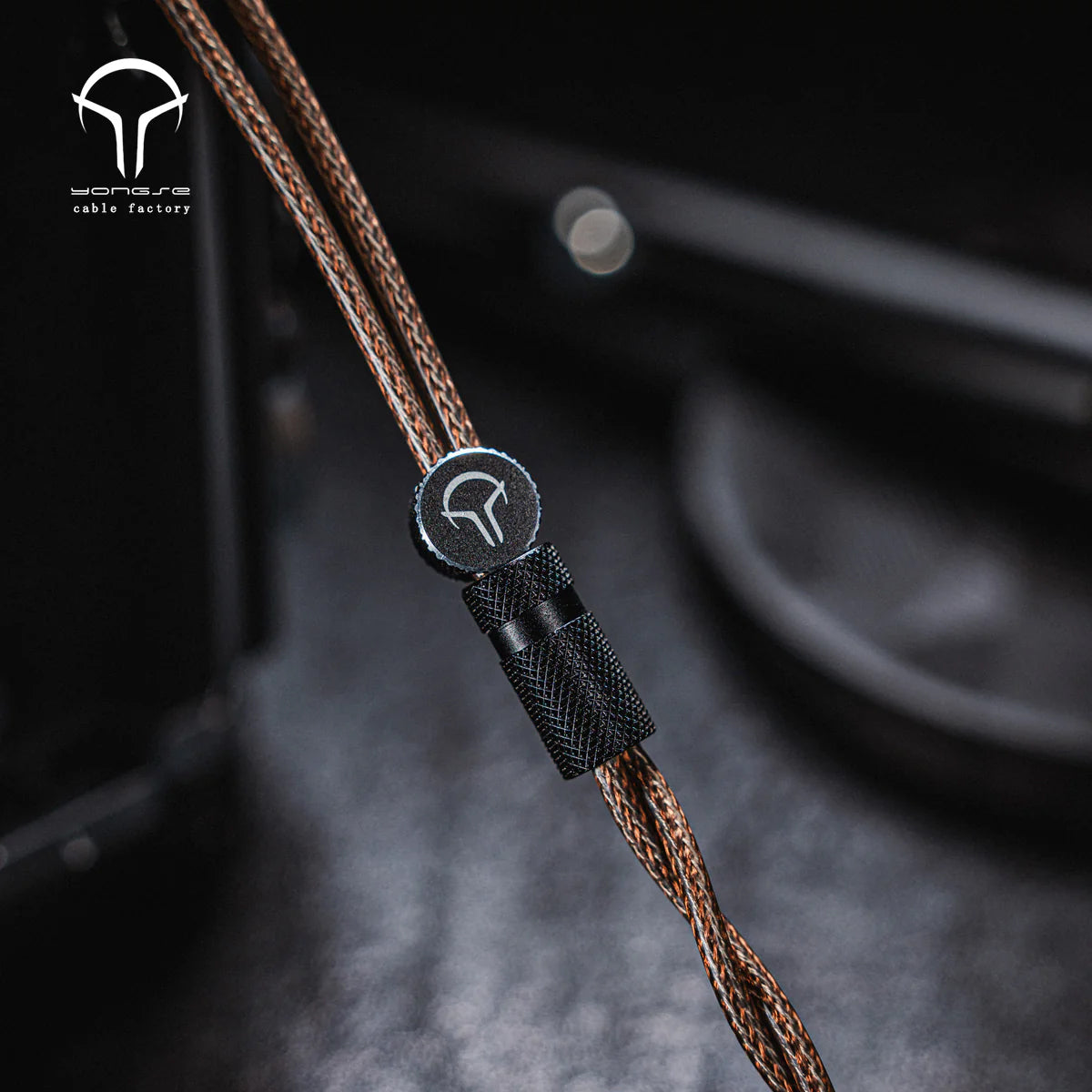 Yongse RedBunny Mono-crystal Cu+ Silver-plated Mono-crystal Graphene Shielding Earphones Cable 3.5mm
