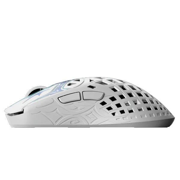 WAIZOWL TRIAINA Fiberglass-Carbon Gaming Mouse.