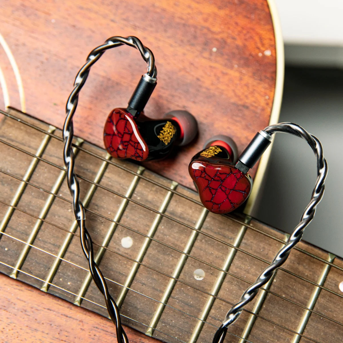 Punch Audio Martilo 1 Planar + 2BA + 2DD Basshead IEM