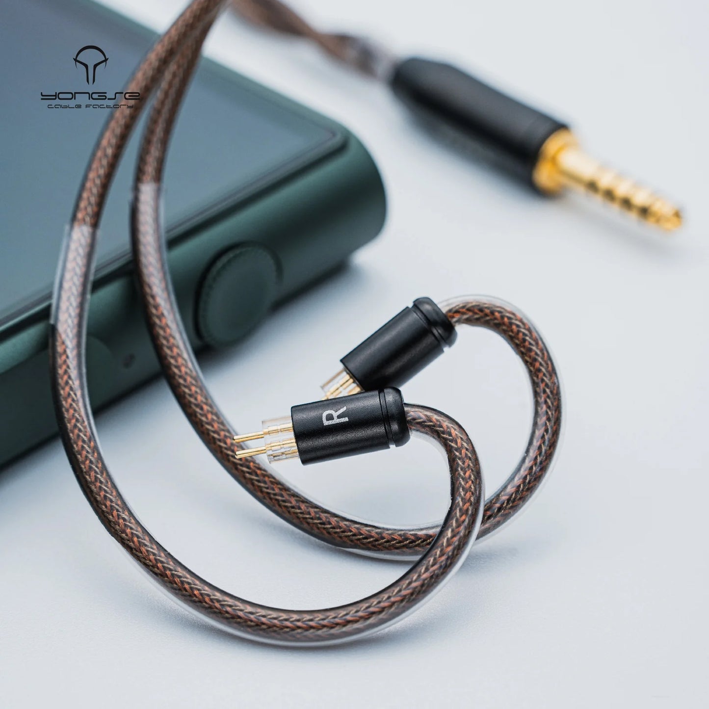 YONGSE SILVER PLATED MONO CRYSTAL COPPER EAROHONE UPGRADE CABLE WITH GRAPHENE SHIELDING (3.5 SHORT/2PIN)