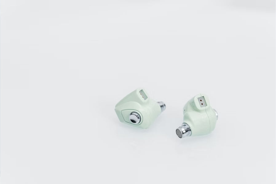 DUNU Titan S2 Dual-Chamber & Magnetic Circuit Dynamic Driver (Type-C) In-Ear Earphones
